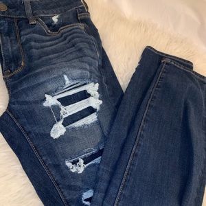 Ripped American eagle jeggings!